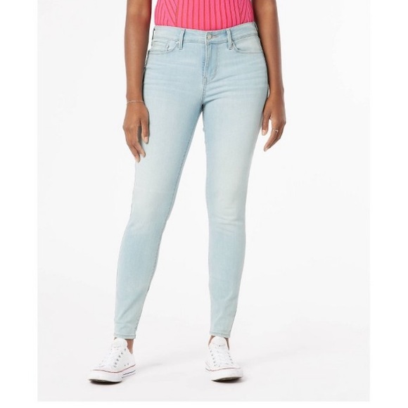 Denizen from Levi Mid-Rise Skinny Jeans - Picture 1 of 4